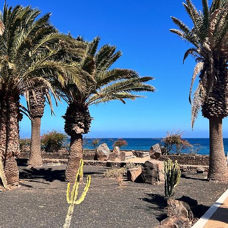 Sea View Villa Costa Teguise Exteriör bild