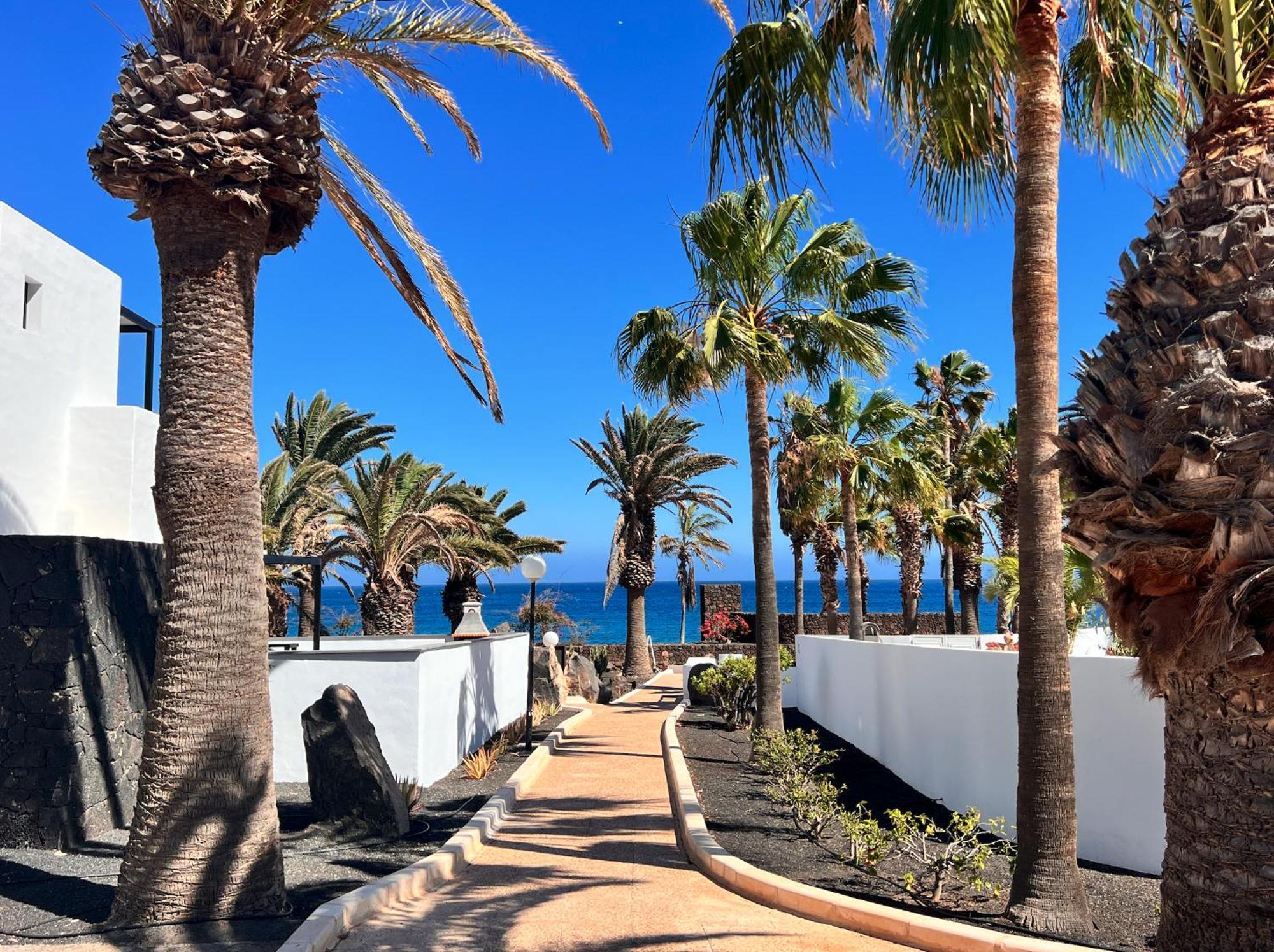 Sea View Villa Costa Teguise Exteriör bild
