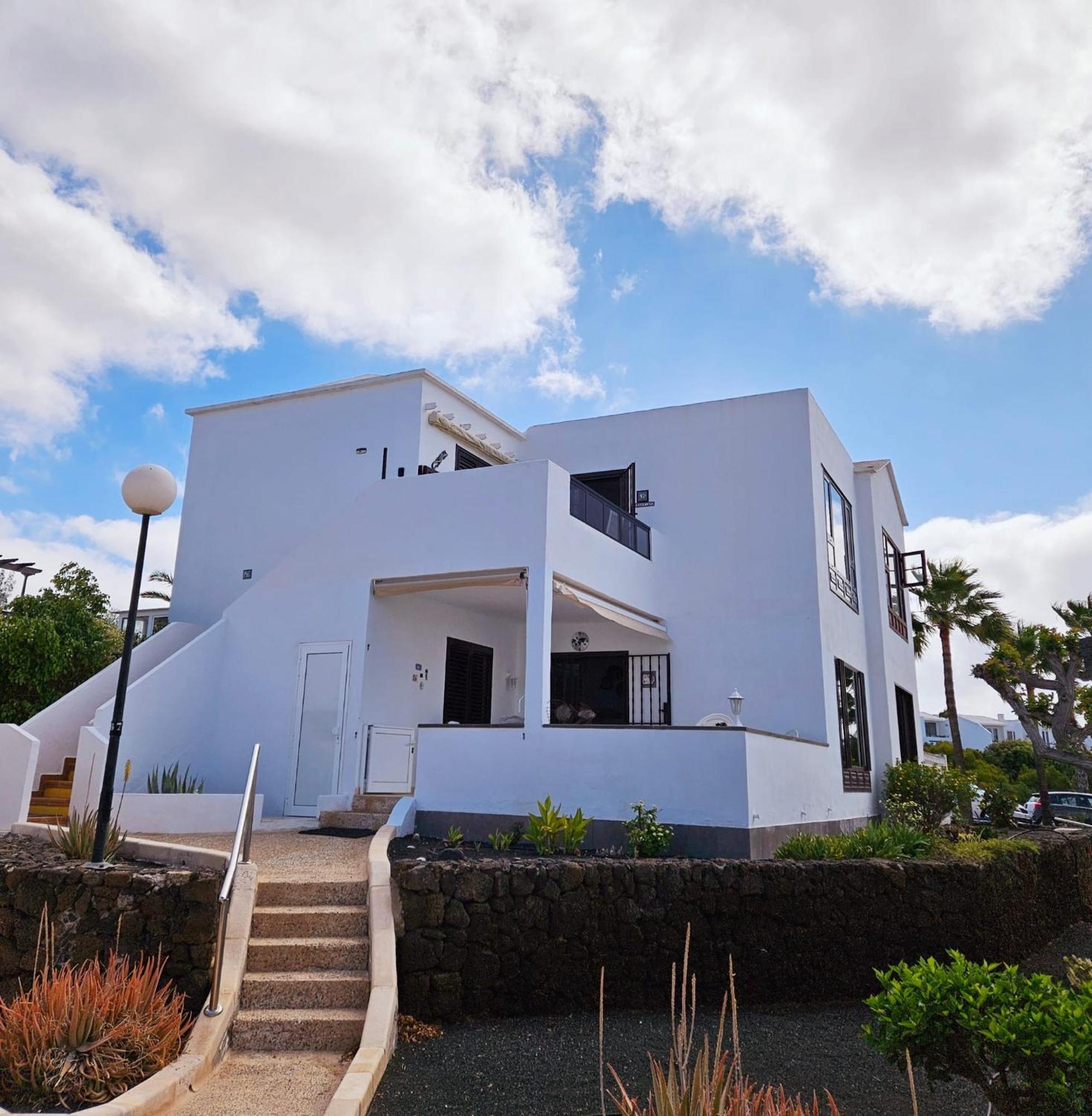 Sea View Villa Costa Teguise Exteriör bild